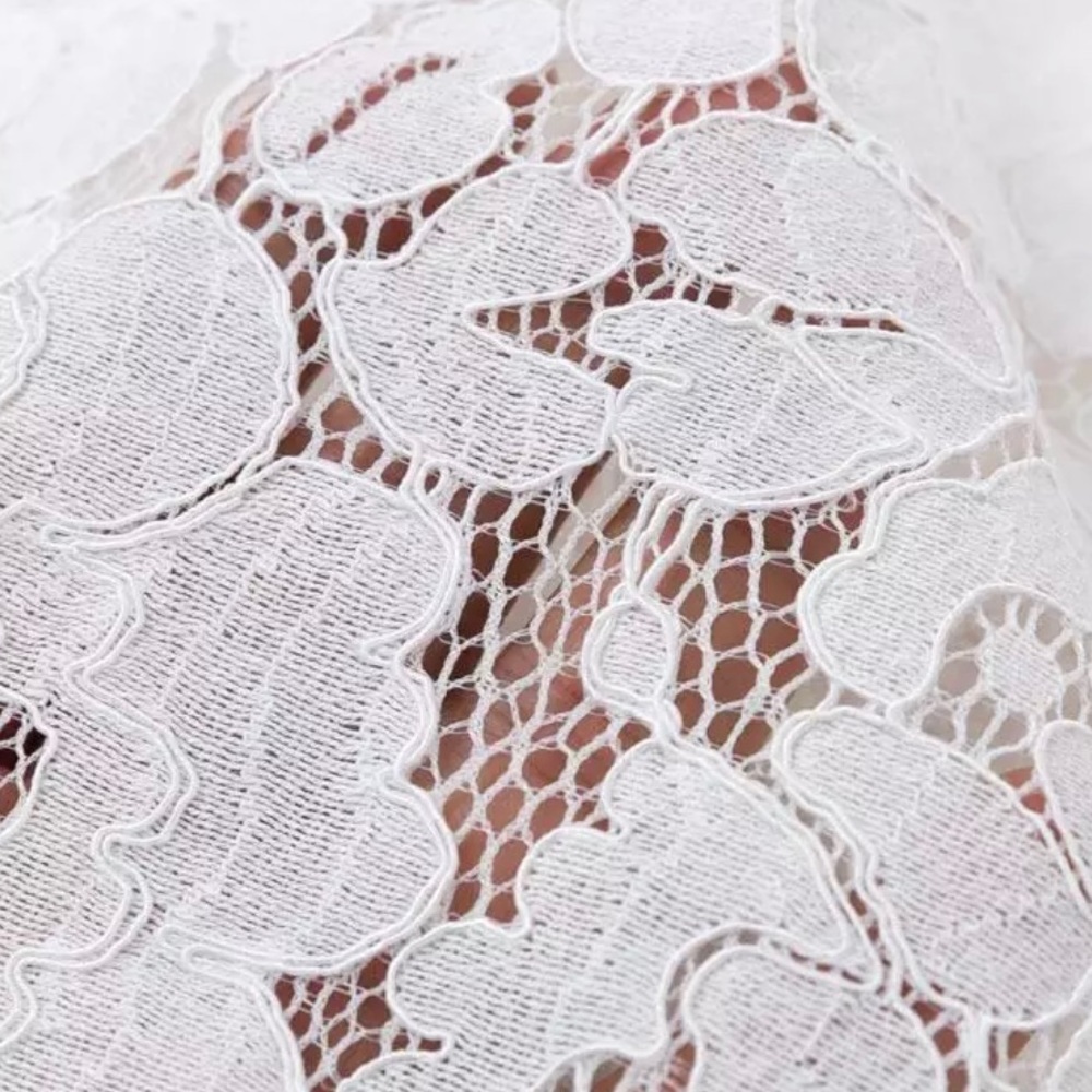 🌸New🌸Chic Lace Blouse - Picture 6 of 8